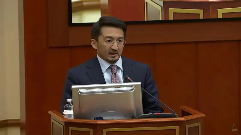 Jaslan Mádıev
