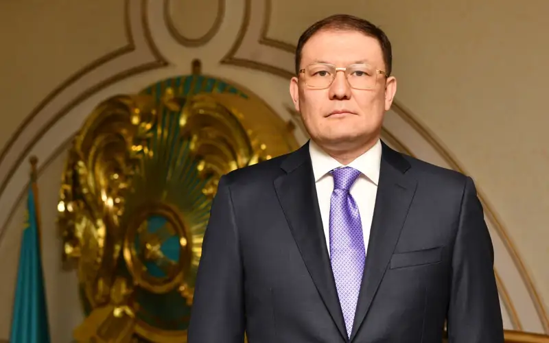  Абдраимов Азамат Сабитович 