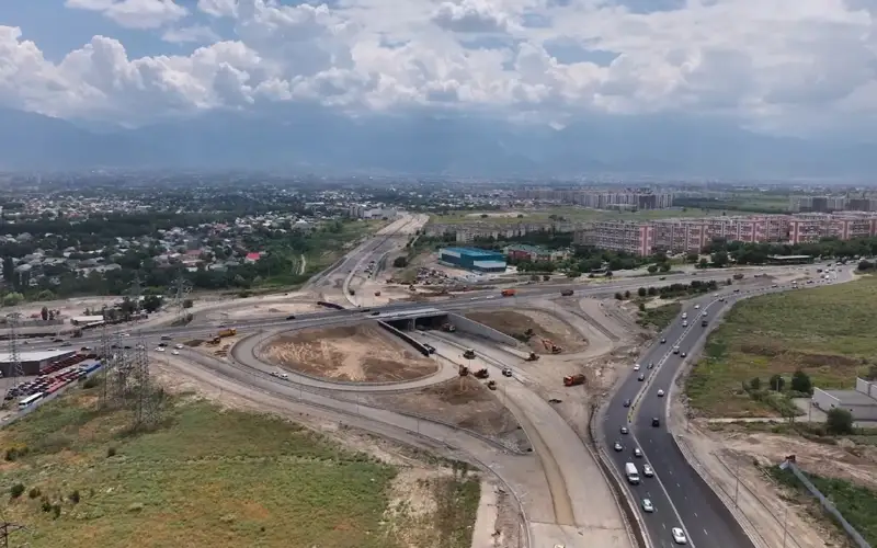 Движение на развязке Саина – Монке би в Алматы откроют в конце июля
