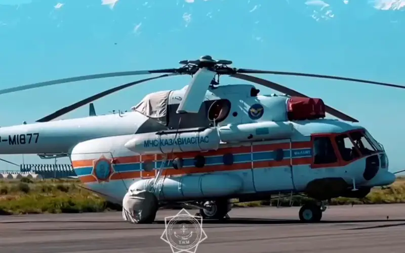 Крупный пожар в Иле-Балхашском резервате потушили при помощи вертолета