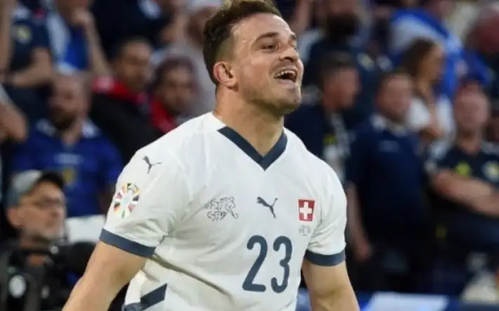 Полузащитник сборной Швейцарии Джердан Шакири 