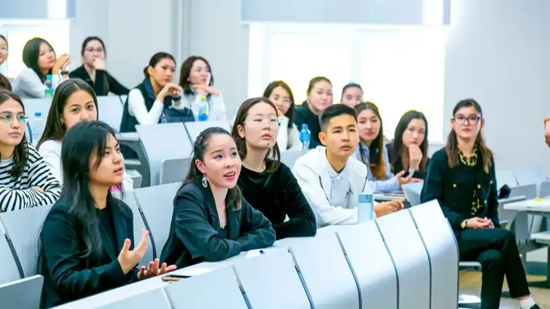 Президент білім алған қытайлық университеттің филиалы Астанада ашылады 