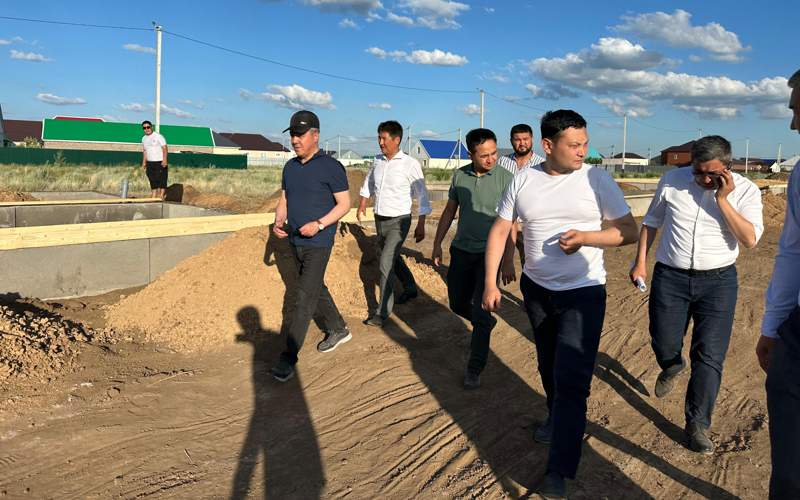 В ЗКО ведется строительство 450 домов для дачников, пострадавших от паводка В ЗКО ведется строительство 450 домов для дачников, пострадавших от паводка