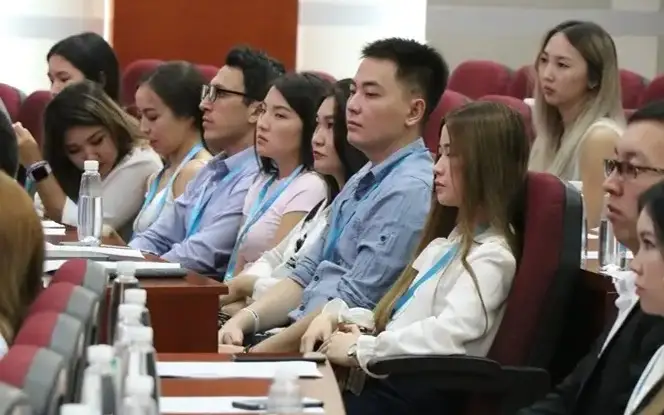 казахстанские студенты в Китае