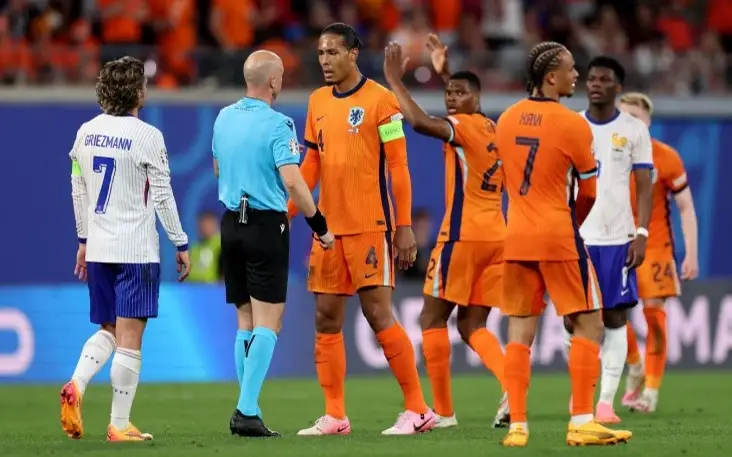 НИдерланд - Франция