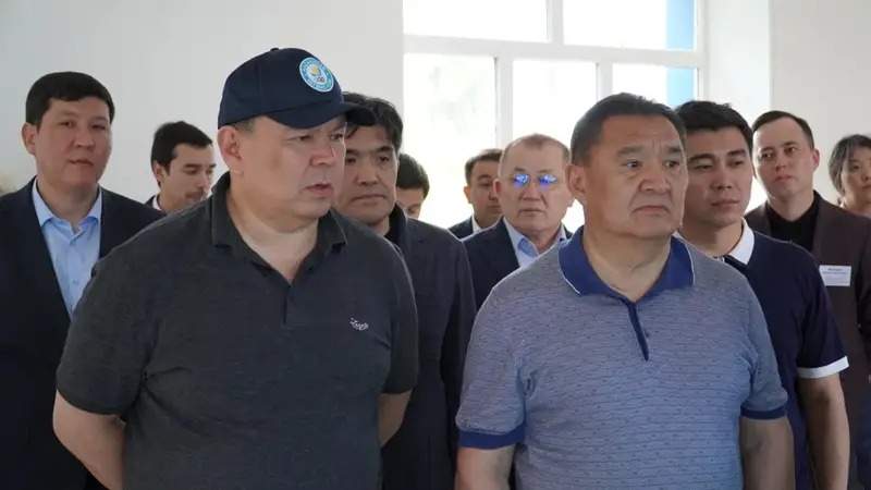 Kazakh Deputy PM inspects flood response efforts, construction of housing in Akmola region