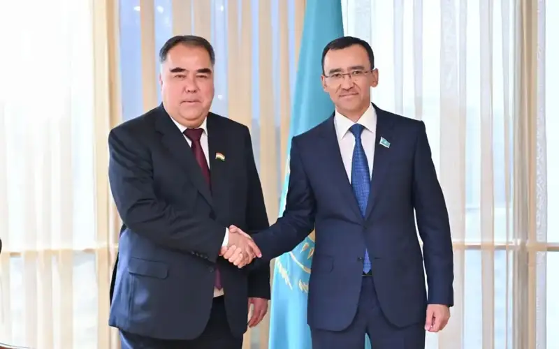 Қазақстан-Тәжікстан