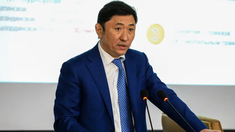 Болат Акчулаков Болат Ақшолақов