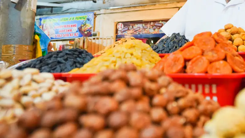 Продукты питания рынок орехи сухофрукты Азық-түлік нарық жаңғақтар кептірілген жемістер