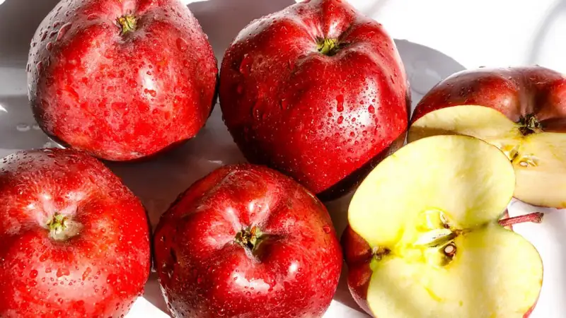 Яблоки алма