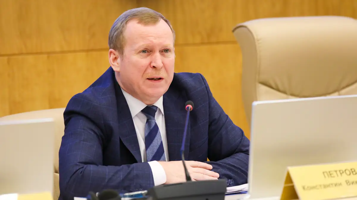 Константин Петров