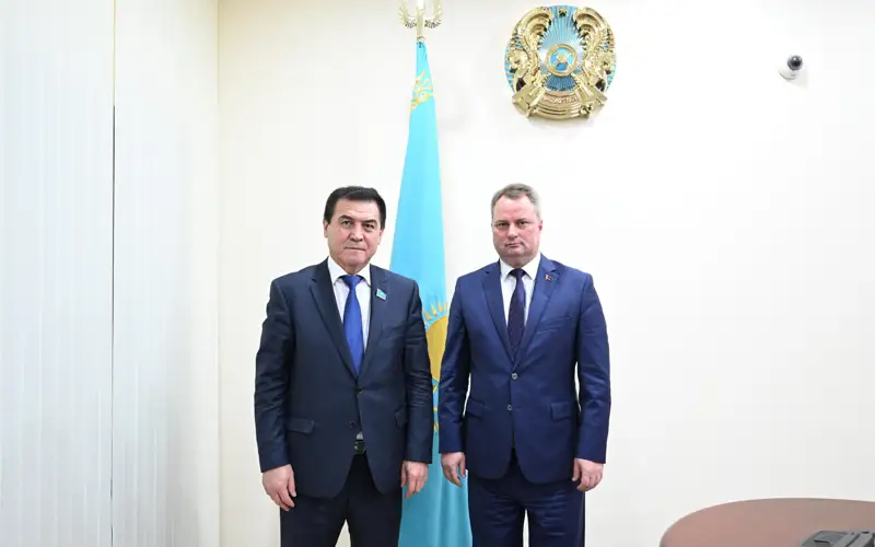 Нұрлан Бекназаров Беларусьтің Қазақстандағы Елшісімен кездесті