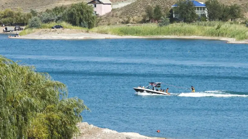Капчагай водный мотоцикл природа туризм Қапшағай Су мотоцикл табиғат туризм