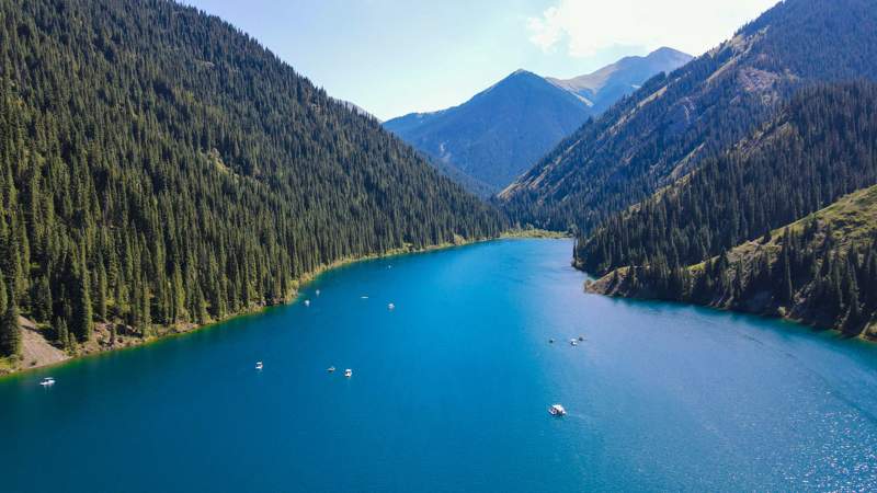 Кольсайские озера Көлсай көлдері Кольсайские озера Көлсай көлдері