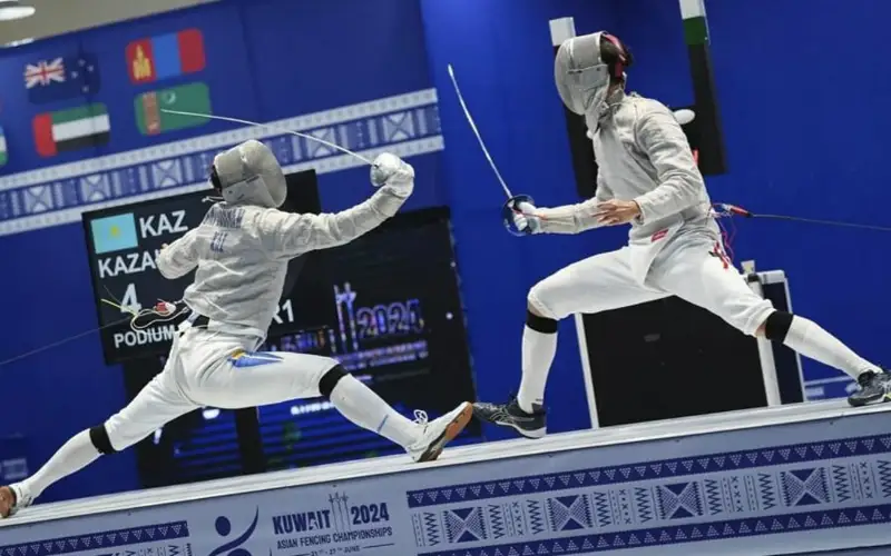 Команда Казахстана по фехтованию на сабле стала третьей на чемпионате Азии