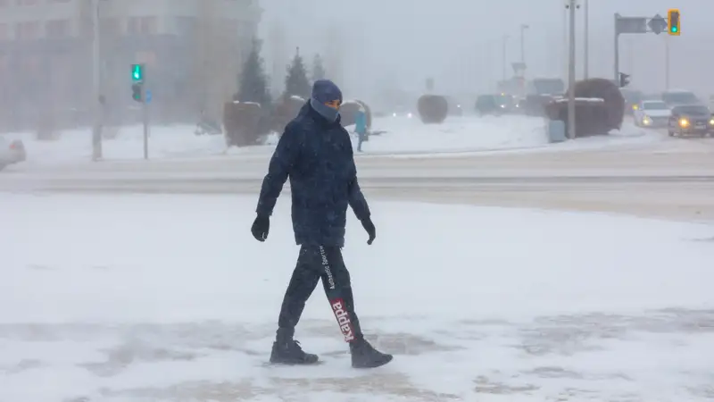 Зима буран метель люди Қыс боран Адамдар