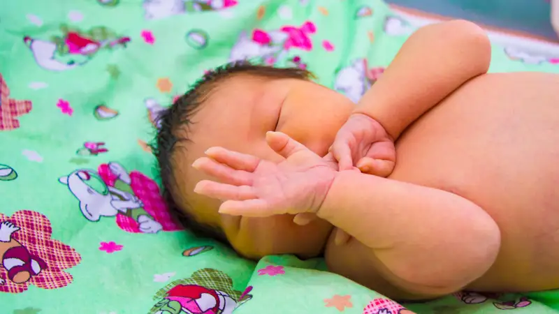 Новорожденные младенец нәресте сәби