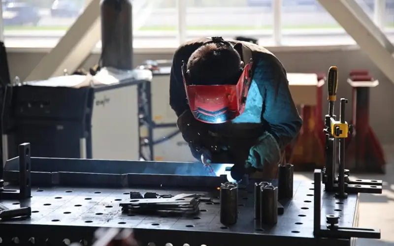 Инициаторы петиции по утильсбору посетили машиностроительный завод в Костанае