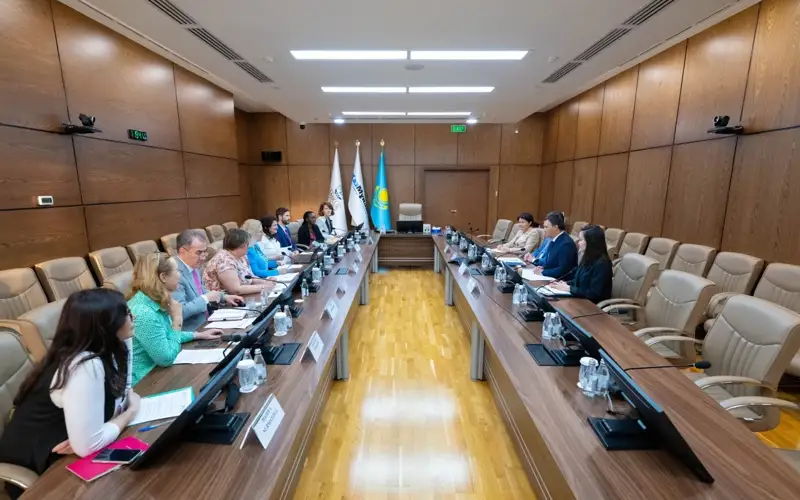 KMG, IFC discuss cooperation in methane abatement