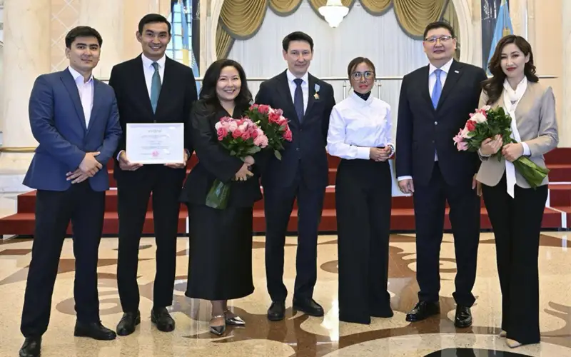 Сотрудники ТРК Президента получили государственные награды