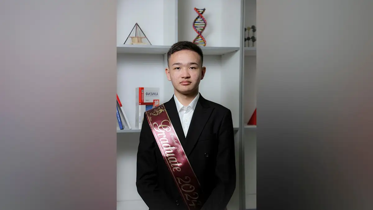 2 қыз және 1 жігіт порно онлайн