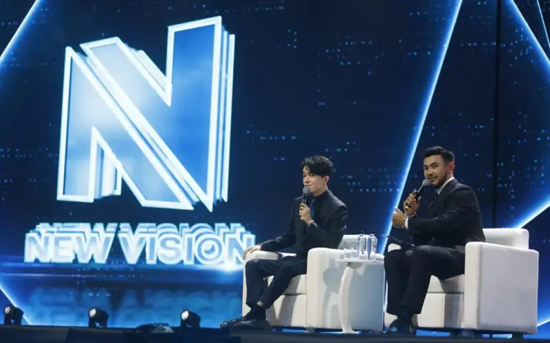  Димаш Кудайберген