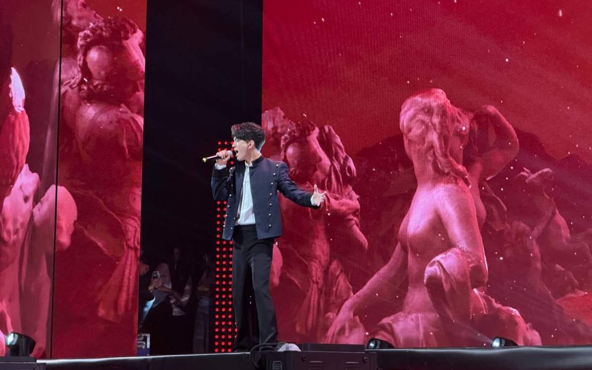 Dimash Qudaibergen Delivers Mesmerizing Performance For Participants Of 