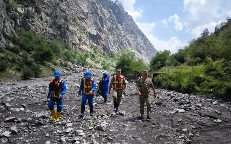 Қутқарувчилар