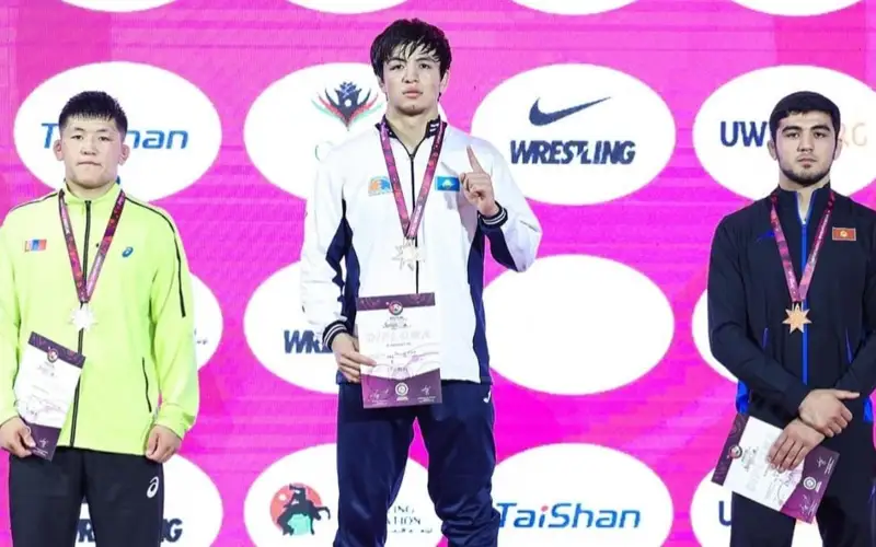 спортсмены