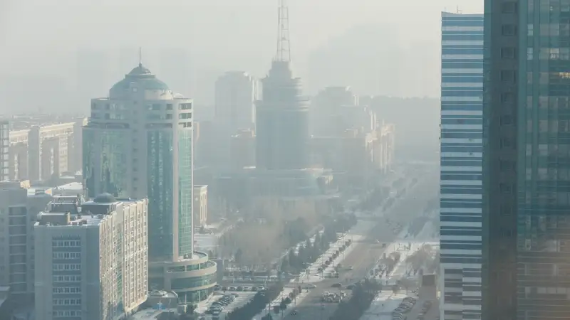 Smog v Astane Astanada tuman zıma qys