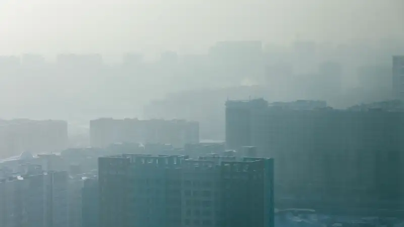Smog v Astane Astanada tuman zıma qys