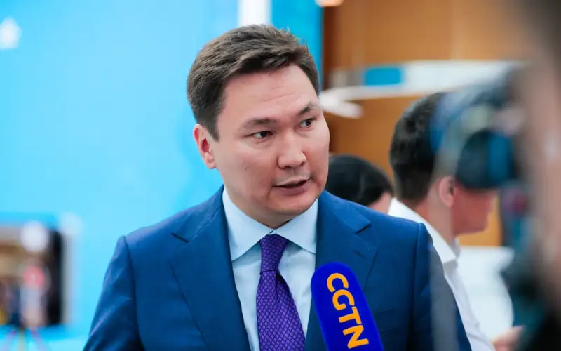  Ержан Елекеев 