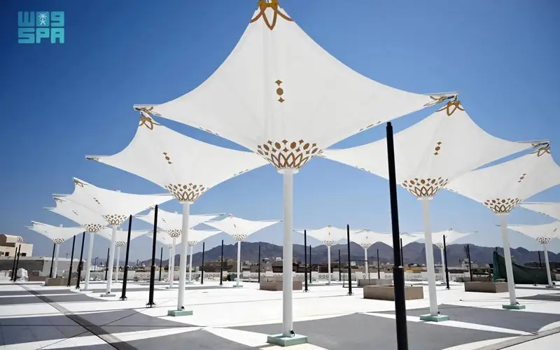 Madinah's Historic Qiblatain Mosque Draws Daily Crowds of Worshipers and Visitors