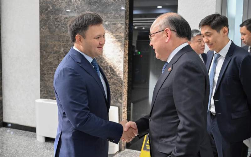 ҚазМұнайГаз ҚазМұнайГаз
