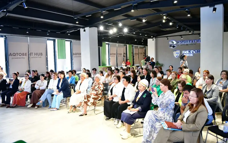 Нормы по защите женщин и детей разъяснили депутаты в Актобе