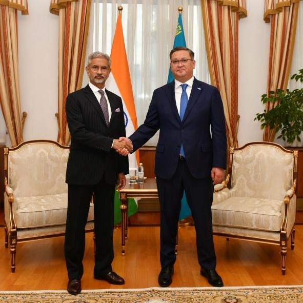 Kazakh and Indian FMs hold talks in Astana