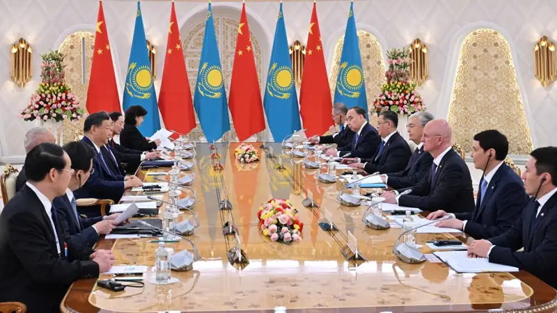 Си Цзиньпин рассказал о казахстанско-китайских взаимоотношениях