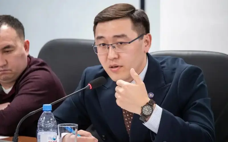 Олжас Бейсенбаев