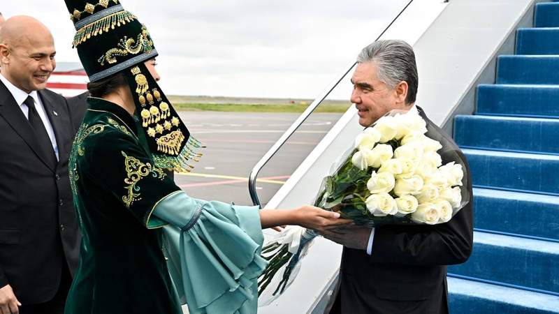 урбангулы Бердымухамедов урбангулы Бердымухамедов