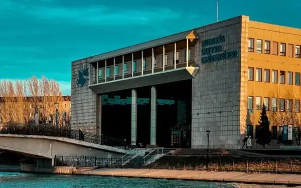 Евроосиё миллий университети