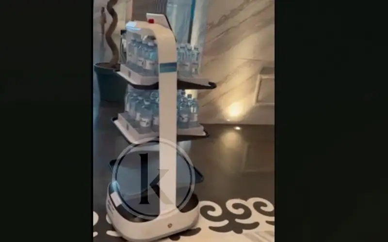 Robot waiter serves drinks to guests at SCO summit