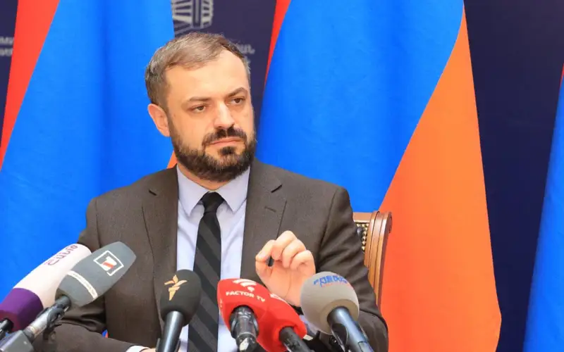 министр экономики Армении Геворг Папоян