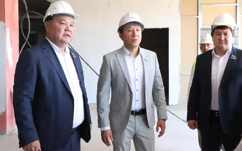 Májilis depýtaty, «AMANAT» partııasy fraktsııasynyń múshesi Danabek Isabekov