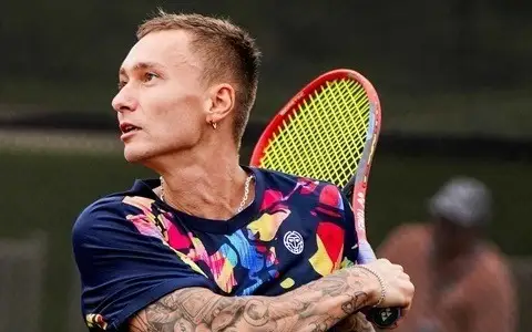  Денис Евсеев 