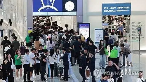 Number of foreigners entering South Korea for job hits 2nd largest ever in 2023