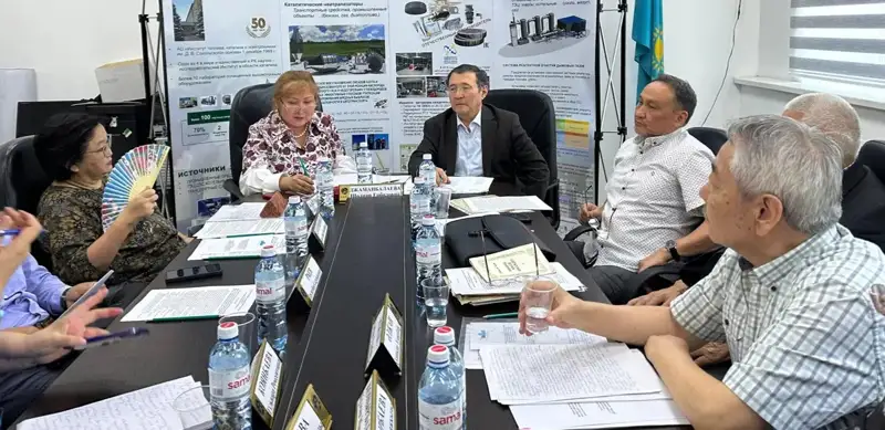 Давра суҳбати