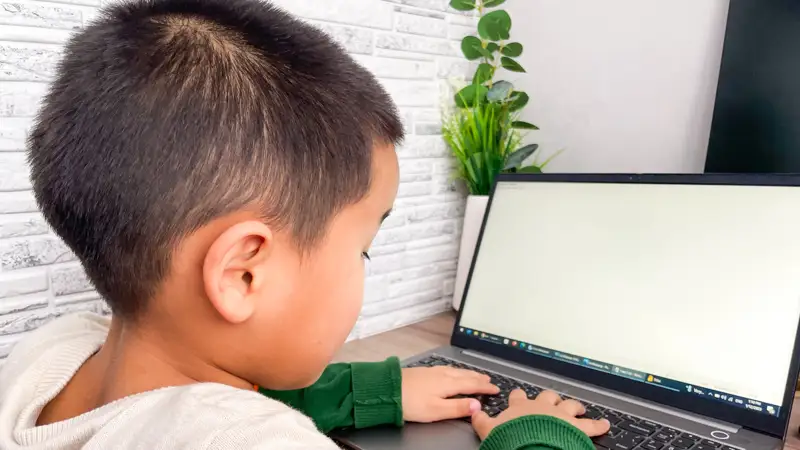 дистанционное обучение қашықтан оқыту дети компьютер балалар 