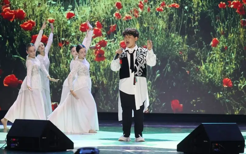 Сагын Омирбайулы занял второе место в детском конкурсе фестиваля «Славянский базар»