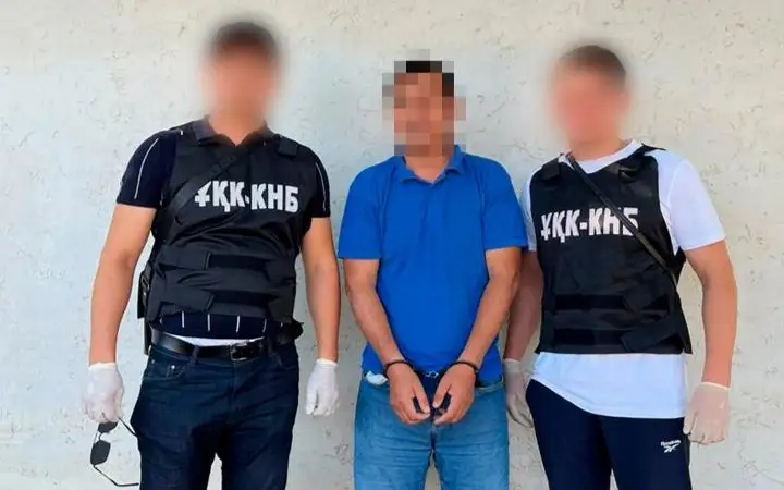 Четыре казахстанца и иностранец задержаны по подозрению в экстремистской деятельности