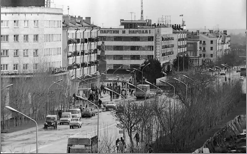 12-метровый градусник в Павлодаре